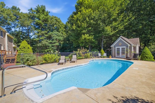 345 Grange Park, Bridgewater, MA 02324