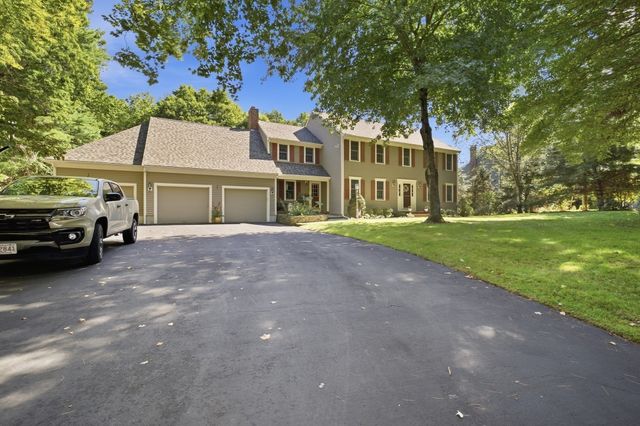 345 Grange Park, Bridgewater, MA 02324