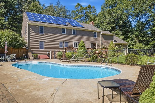 345 Grange Park, Bridgewater, MA 02324