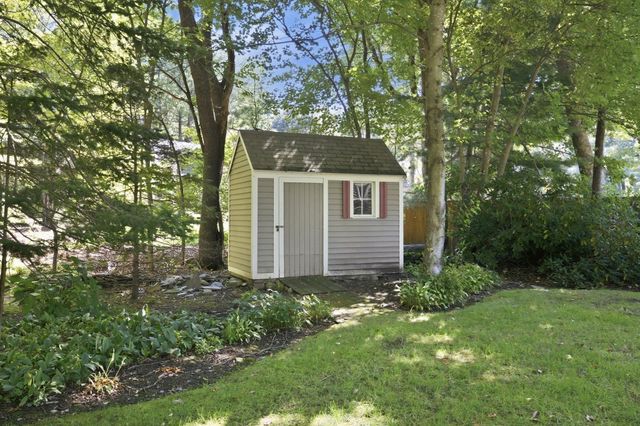 345 Grange Park, Bridgewater, MA 02324