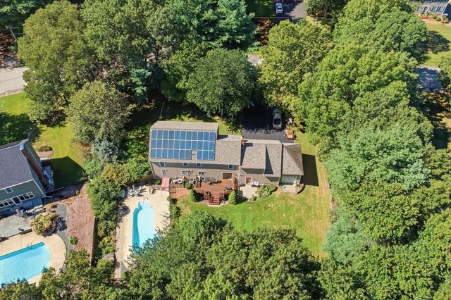 345 Grange Park, Bridgewater, MA 02324