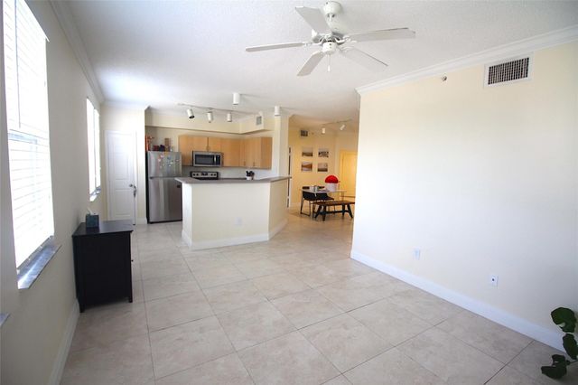 533 NE 3rd Avenue 227, Fort Lauderdale, FL 33301