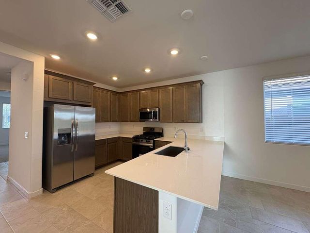 4738 E Kenneth Lane, San Tan Valley, AZ 85143