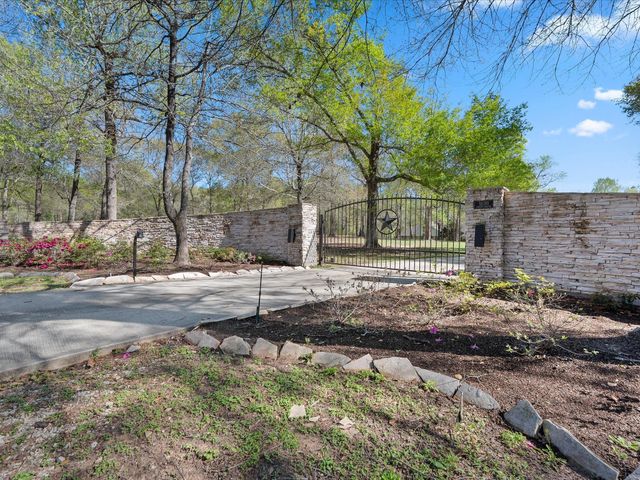 18193 Rabon Chapel Road, Montgomery, TX 77316