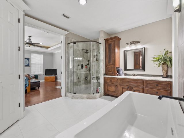 18193 Rabon Chapel Road, Montgomery, TX 77316