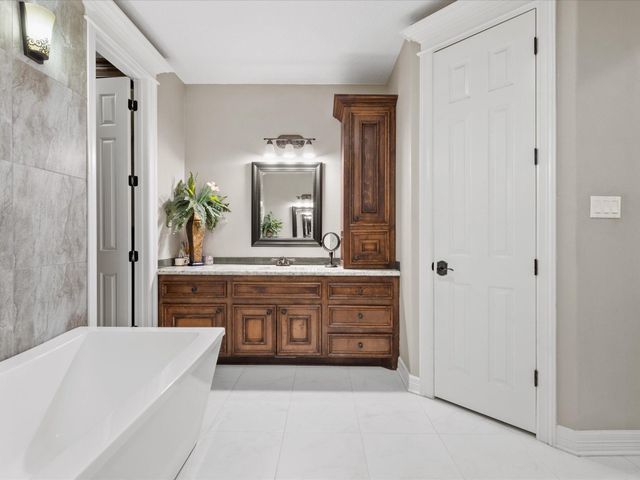 18193 Rabon Chapel Road, Montgomery, TX 77316