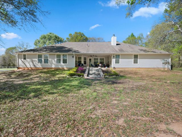 18193 Rabon Chapel Road, Montgomery, TX 77316