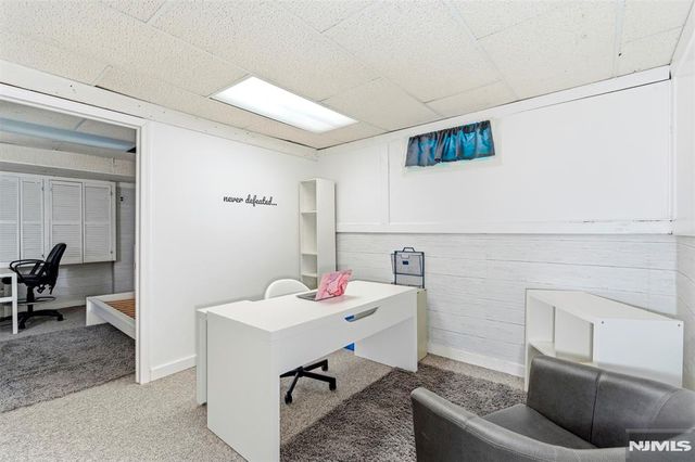 14 Willow Circle 706, Hamburg, NJ 07419