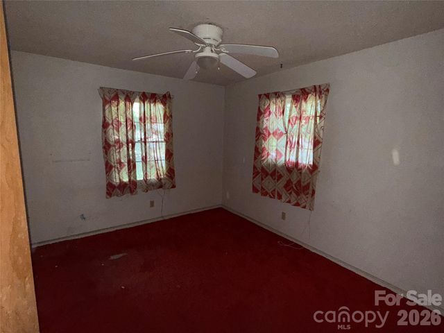 10100 Starwood Drive, Charlotte, NC 28215