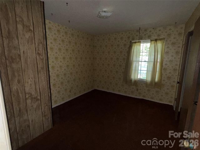 10100 Starwood Drive, Charlotte, NC 28215
