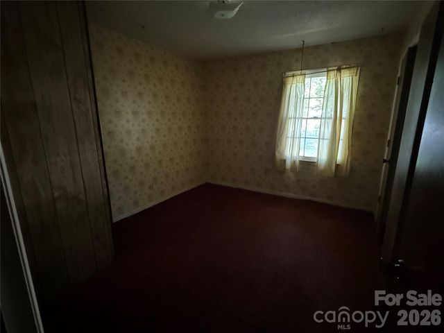 10100 Starwood Drive, Charlotte, NC 28215