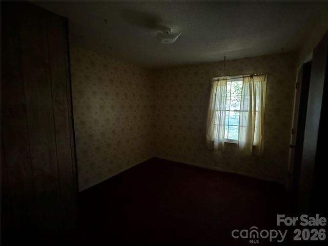 10100 Starwood Drive, Charlotte, NC 28215