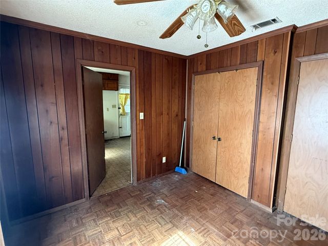 10100 Starwood Drive, Charlotte, NC 28215