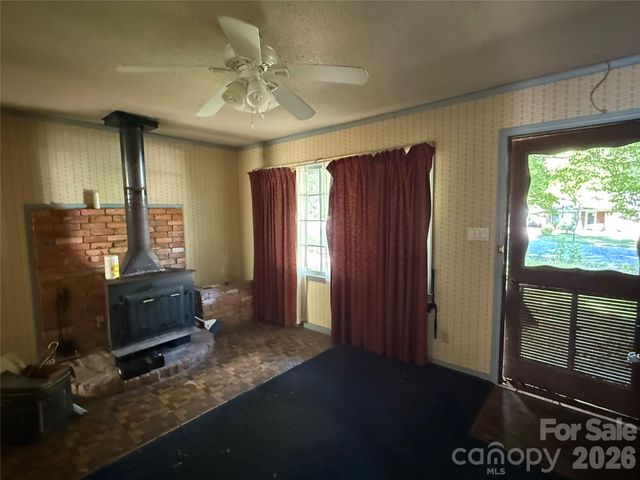 10100 Starwood Drive, Charlotte, NC 28215