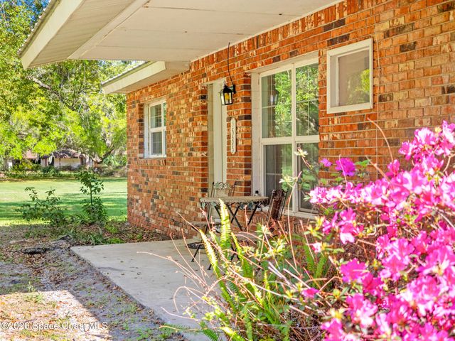 3535 Montgomery Road, Mims, FL 32754