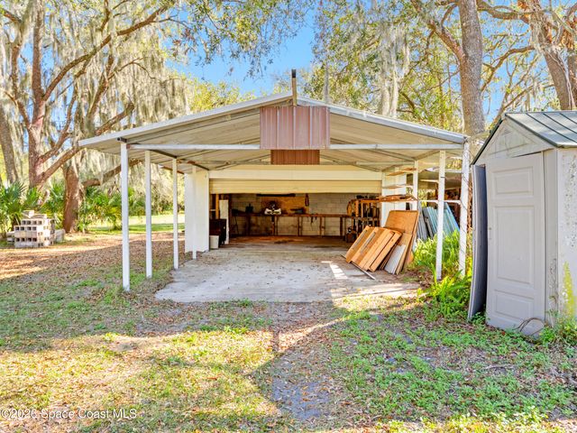 3535 Montgomery Road, Mims, FL 32754