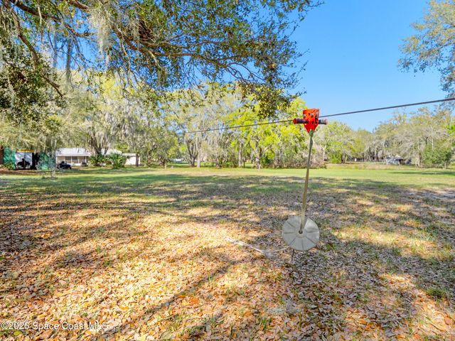 3535 Montgomery Road, Mims, FL 32754