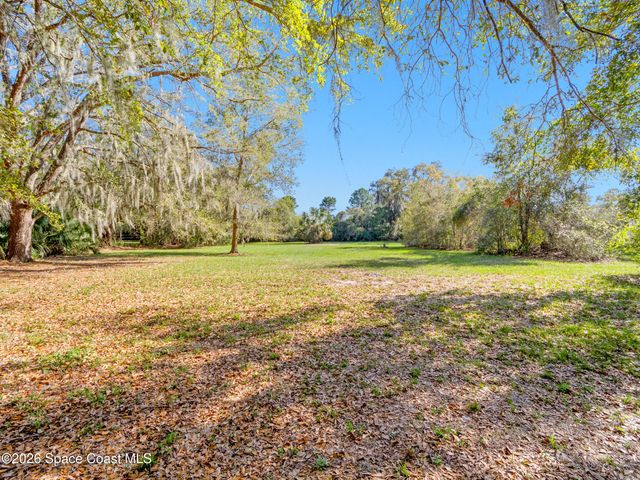 3535 Montgomery Road, Mims, FL 32754