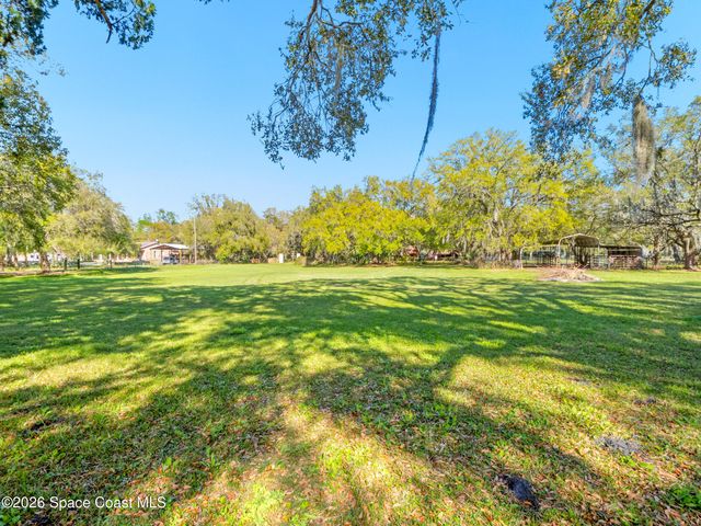 3535 Montgomery Road, Mims, FL 32754