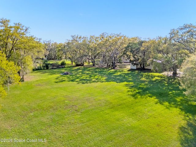 3535 Montgomery Road, Mims, FL 32754