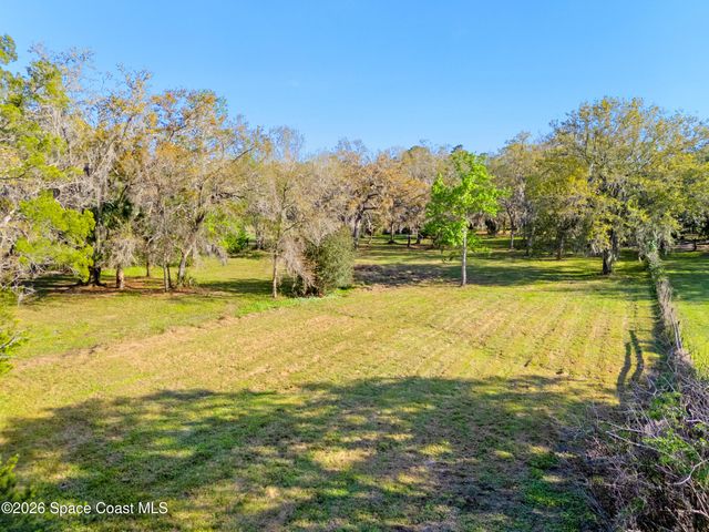 3535 Montgomery Road, Mims, FL 32754
