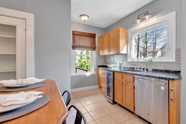 18 Hersam St, Stoneham, MA 02180