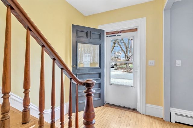 18 Hersam St, Stoneham, MA 02180