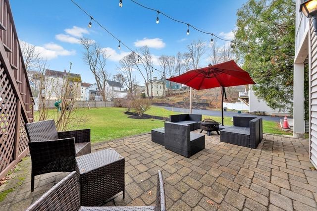 18 Hersam St, Stoneham, MA 02180