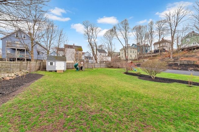 18 Hersam St, Stoneham, MA 02180