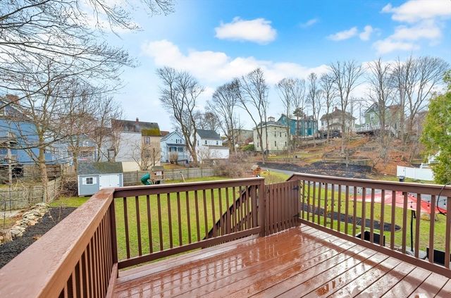 18 Hersam St, Stoneham, MA 02180