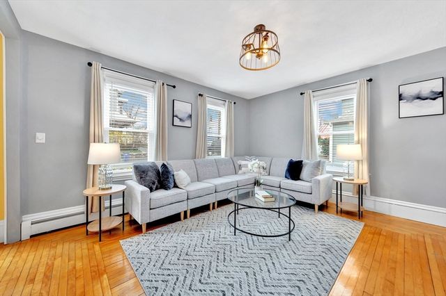 18 Hersam St, Stoneham, MA 02180