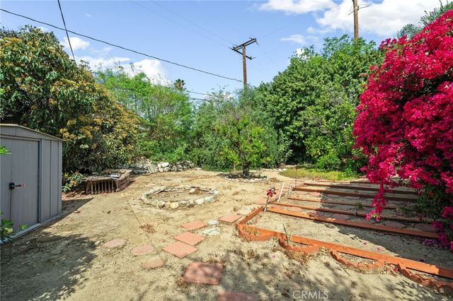 881 Dublin Court, Upland, CA 91784