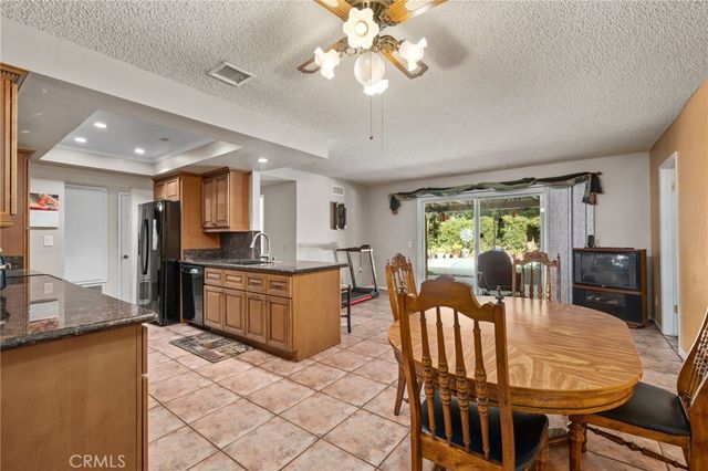 881 Dublin Court, Upland, CA 91784