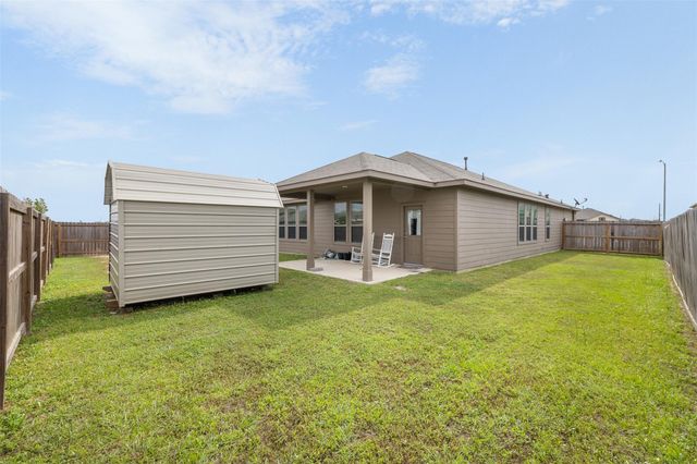 303 Morning Dove Trail, Sealy, TX 77474