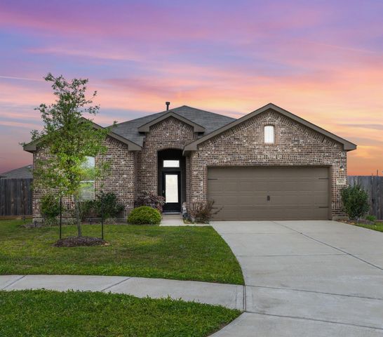 303 Morning Dove Trail, Sealy, TX 77474