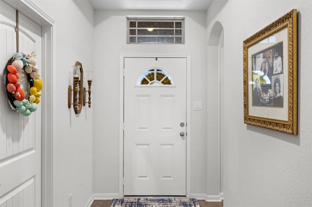 303 Morning Dove Trail, Sealy, TX 77474