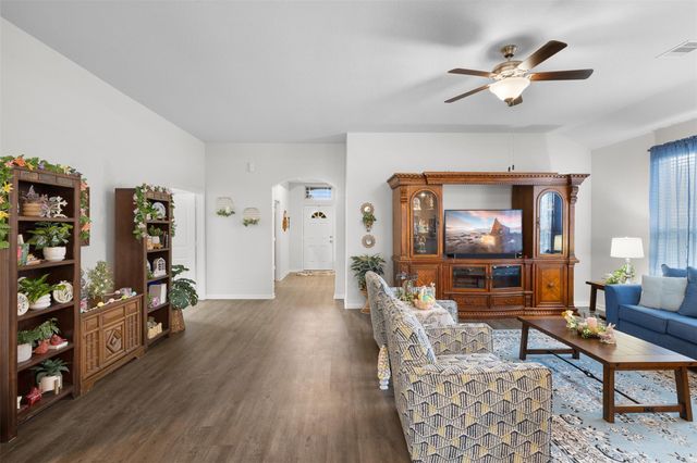 303 Morning Dove Trail, Sealy, TX 77474