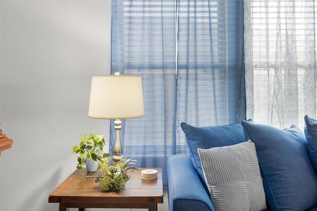 303 Morning Dove Trail, Sealy, TX 77474