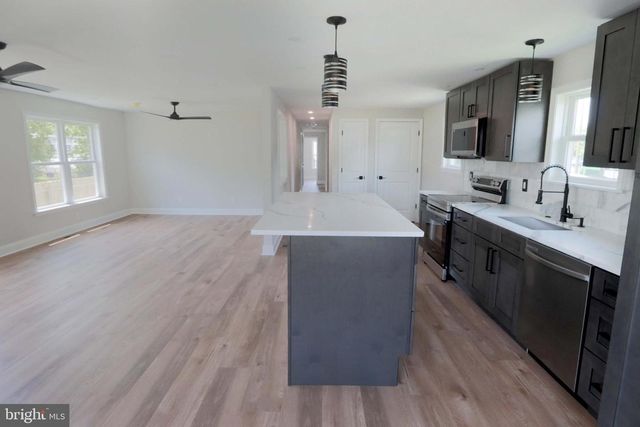 423 HEMLOCK AVE, Bensalem, PA 19020