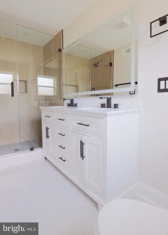 423 HEMLOCK AVE, Bensalem, PA 19020