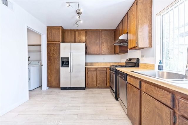 1674 Aspen Village Way, West Covina, CA 91791