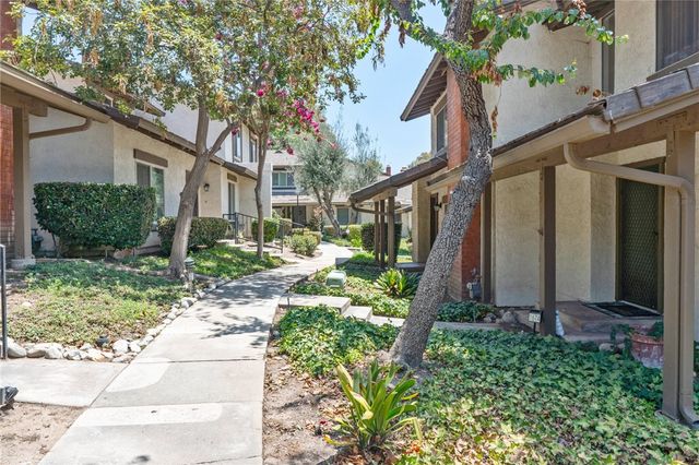 1674 Aspen Village Way, West Covina, CA 91791