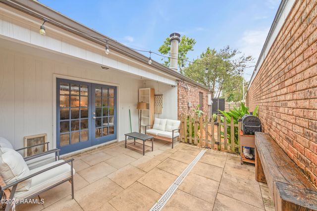 517 Kaiser Drive, Lafayette, LA 70508