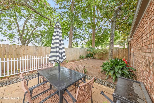 517 Kaiser Drive, Lafayette, LA 70508