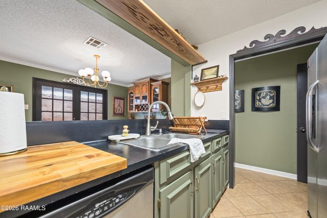 517 Kaiser Drive, Lafayette, LA 70508