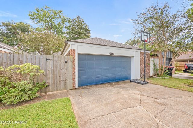 517 Kaiser Drive, Lafayette, LA 70508