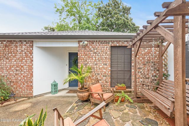 517 Kaiser Drive, Lafayette, LA 70508