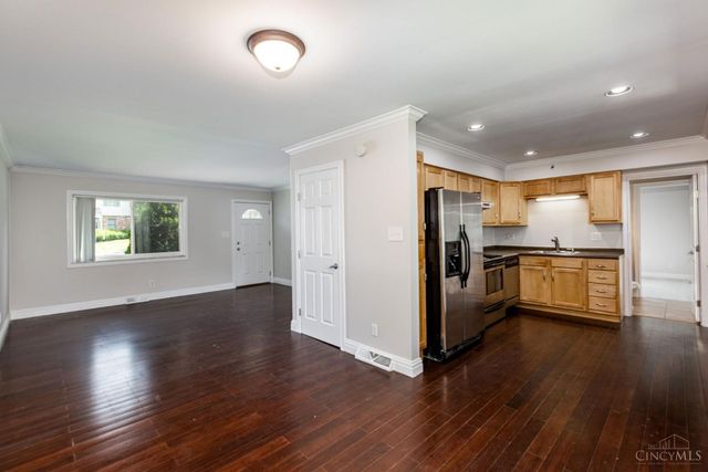 2468 Fulbourne Drive, Colerain Twp, OH 45231