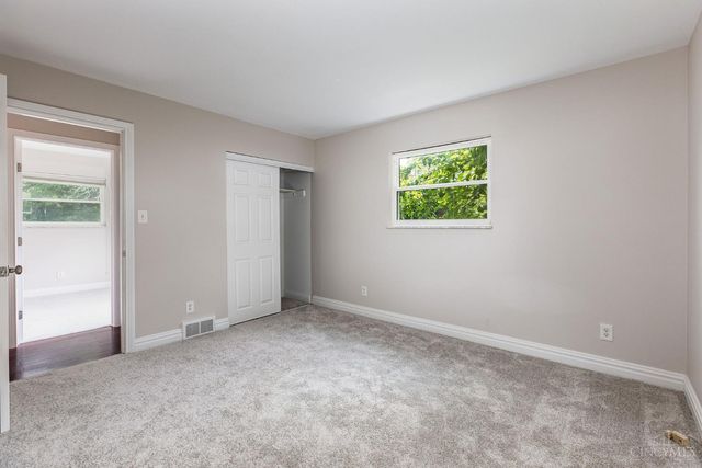 2468 Fulbourne Drive, Colerain Twp, OH 45231