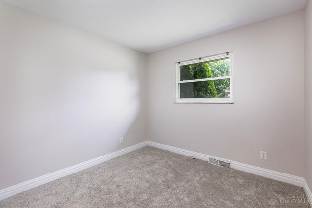 2468 Fulbourne Drive, Colerain Twp, OH 45231